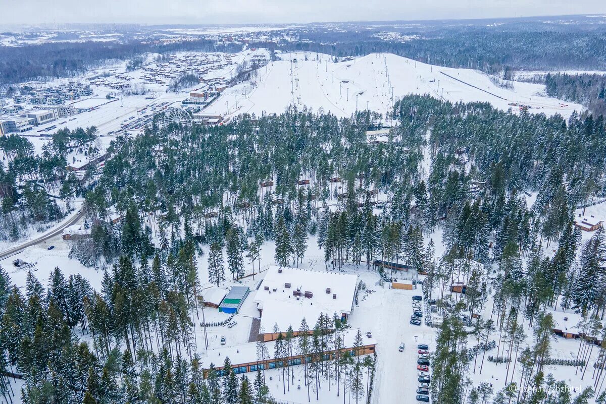 Охтинский парк. Курорт Охта-парк Санкт-Петербург. Охта парк горнолыжка. Охта парк склоны. Охта-парк Санкт-Петербург каток.