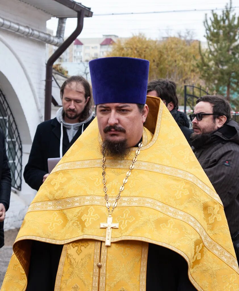 Служение в церкви. Настоятели храмов саратова. Дьякон александр саратов. Благочинный саратовской епархии. Макет вольского собора.