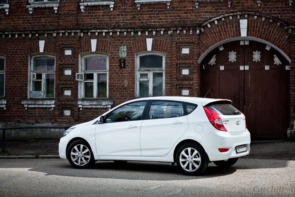 Hyundai Solaris Hatchback. Hyundai Solaris хэтчбек. Hyundai Solaris Hatchback 2013. Hyundai Solaris Hatchback 2012. Хендай хэтчбек автомат