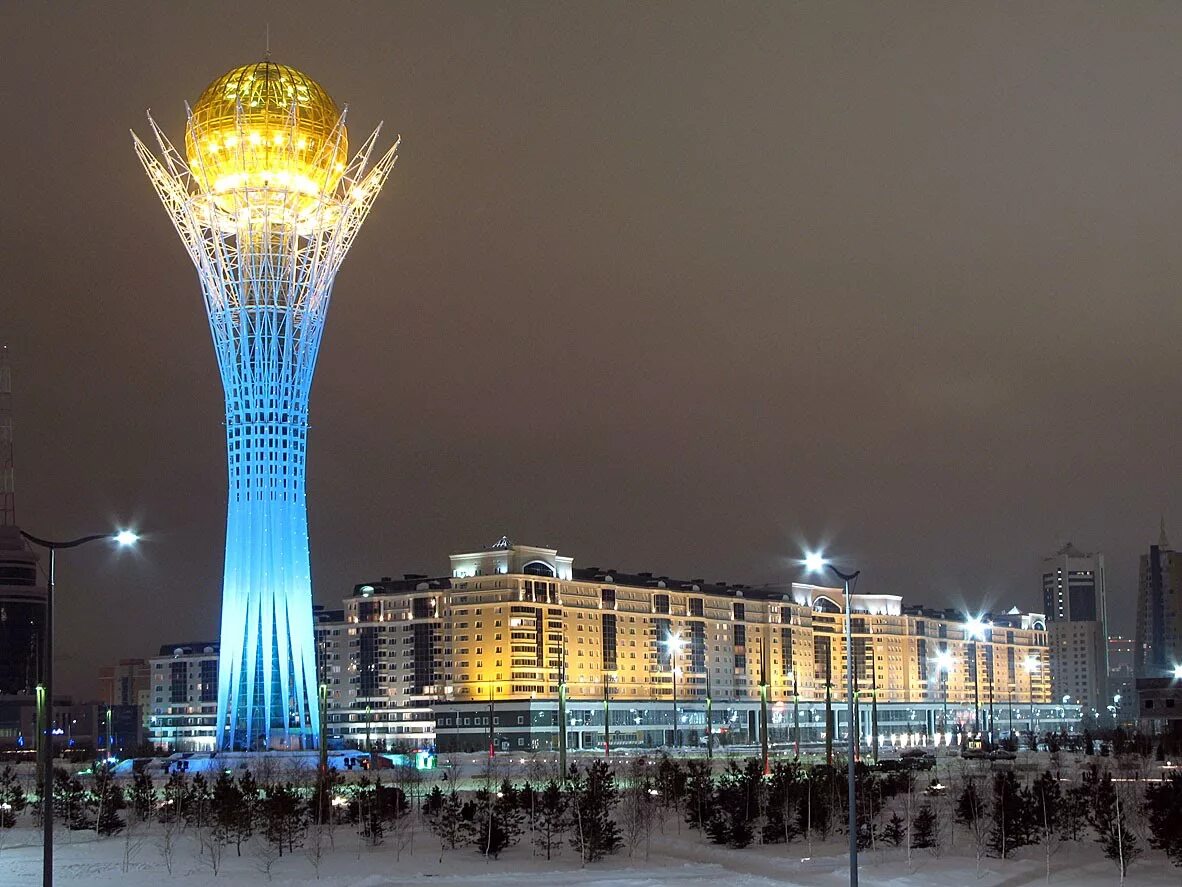 Какой день в астане. Байтерек Казахстан. Астана, Astana. Башня Байтерек. Казахстан башня Байтерек.