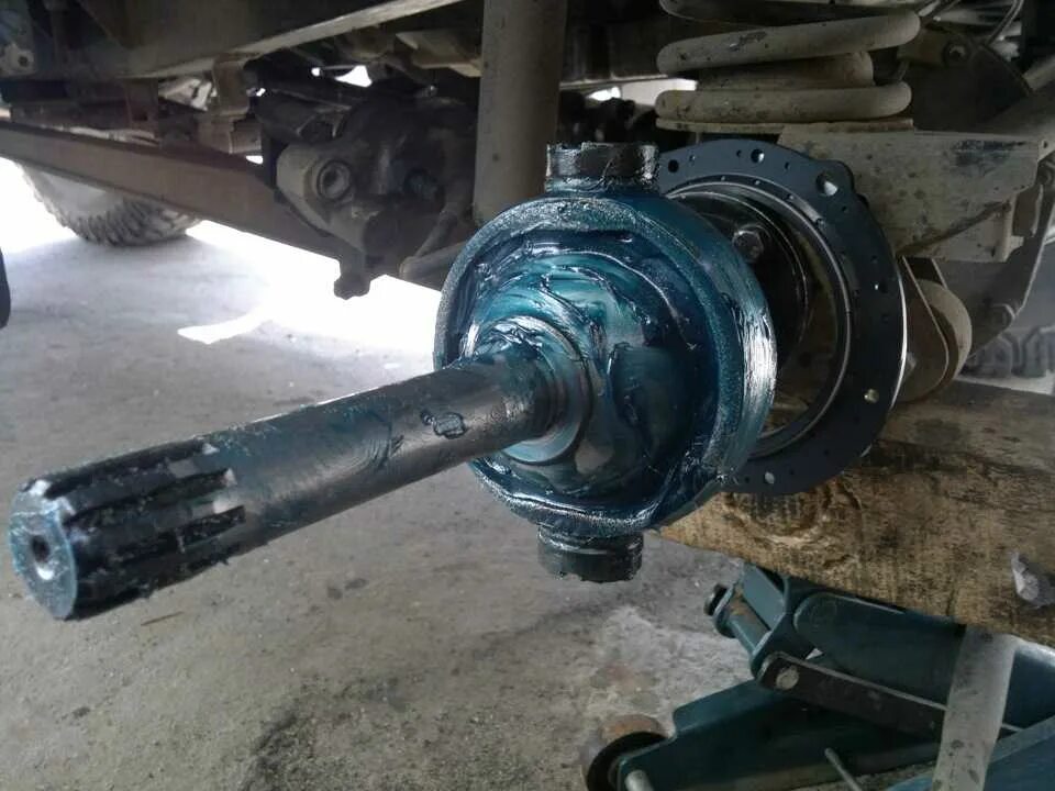 Как поменять мосты на уаз. Шрус уаз патриот 2022. Передний мост уаз патриот. Как поменять мосты на уаз. Уаз 3962 передний мост.