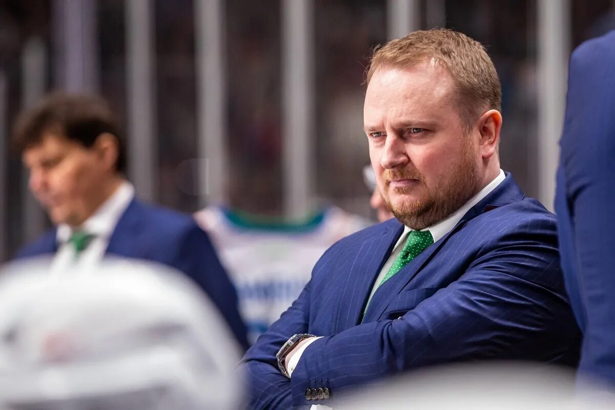 Кубок гагарина 2010 11 салават юлаев. Финский тренер салавата юлаева. Новый тренерский штаб ак барса. Салават тренерский штаб. Томми ламса.