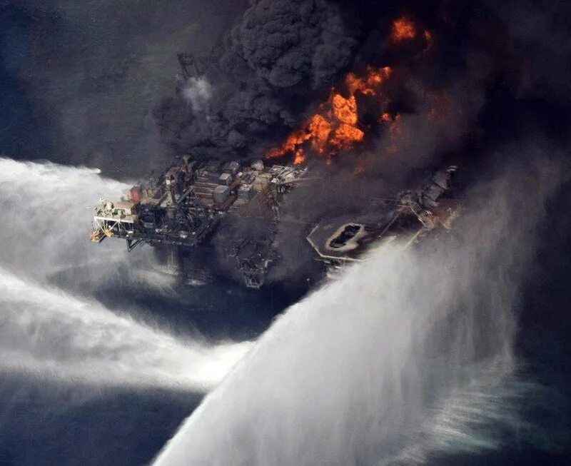2010 год сша разлив нефти. 2010 год катастрофа. 2010 год катастрофа. 2010 год катастрофа. Глубоководный горизонт авария 2010 в мексиканском заливе.
