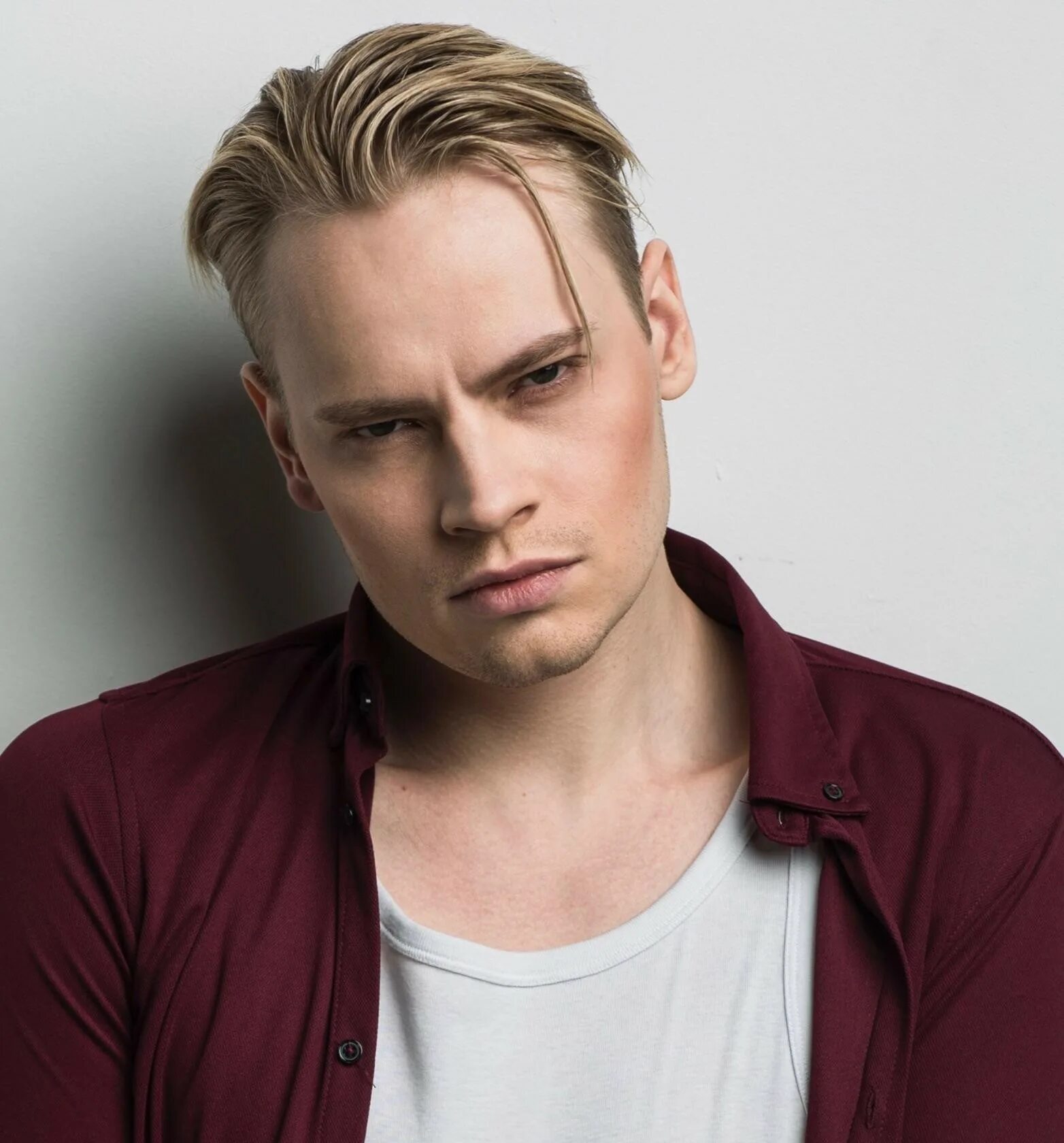 Shaman ярослав дронов. Певец ярослав дронов. Ярослав дронов и елена. Шаман ярослав дронов. Певец ярослав дронов.