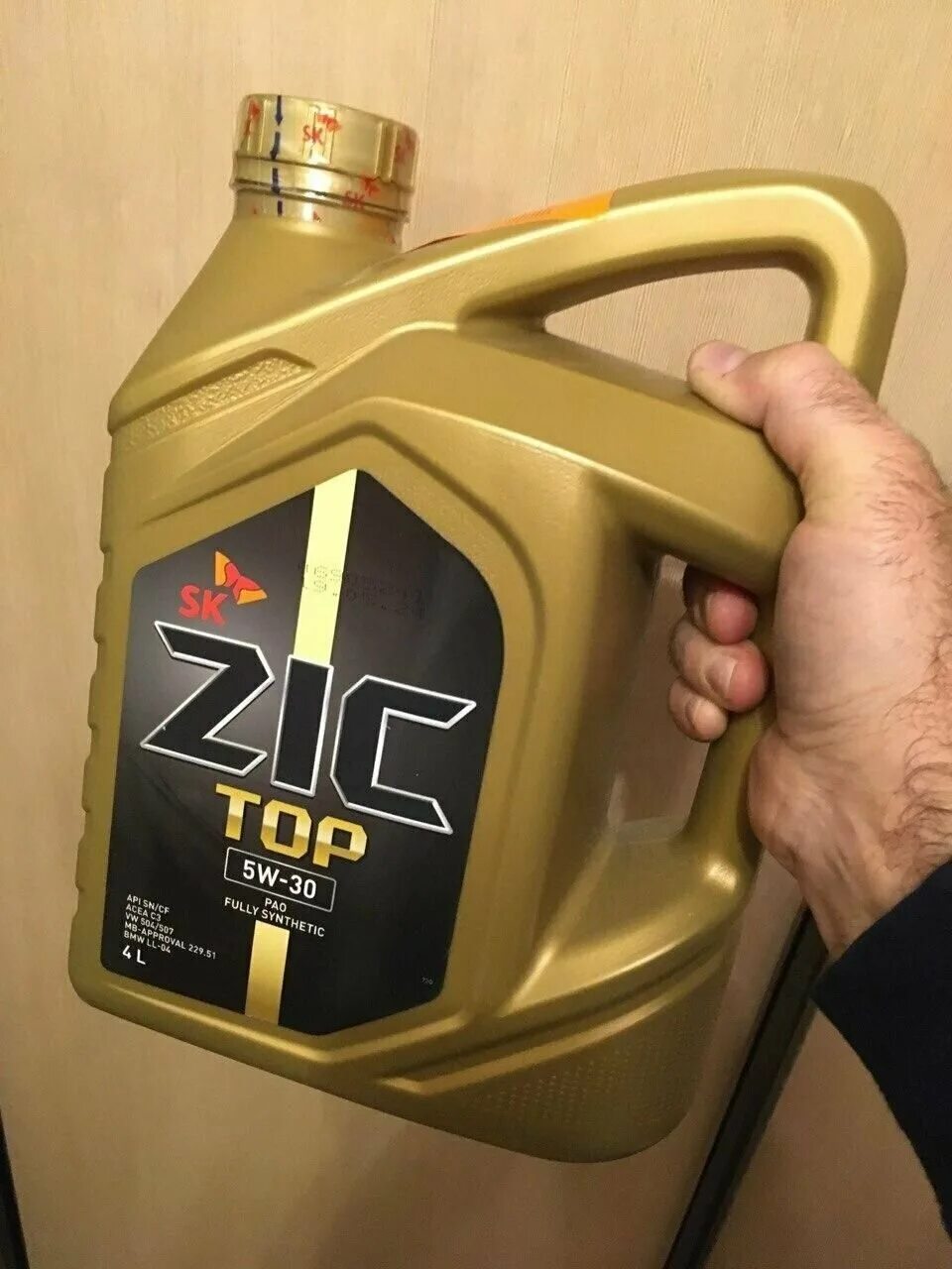 Zic x9 5w30 купить. ZIC x9 5w-30. ZIC 5w30 синтетика. ZIC Top 5w-30 4 л. ZIC Oil 5w-30.