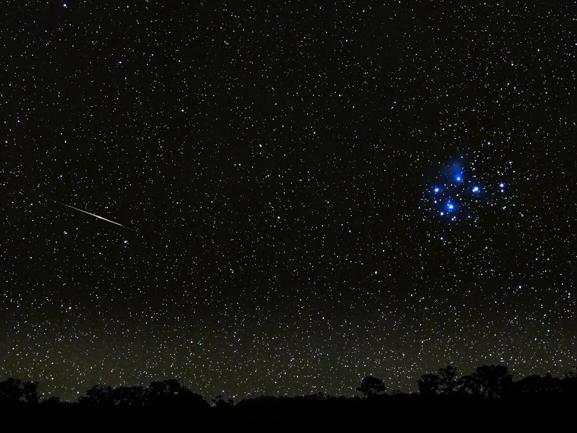 M45 плеяды. Созвездие плеяды. Плеяды семь сестер. Созвездие гиады. Созвездие плеяды стожары.