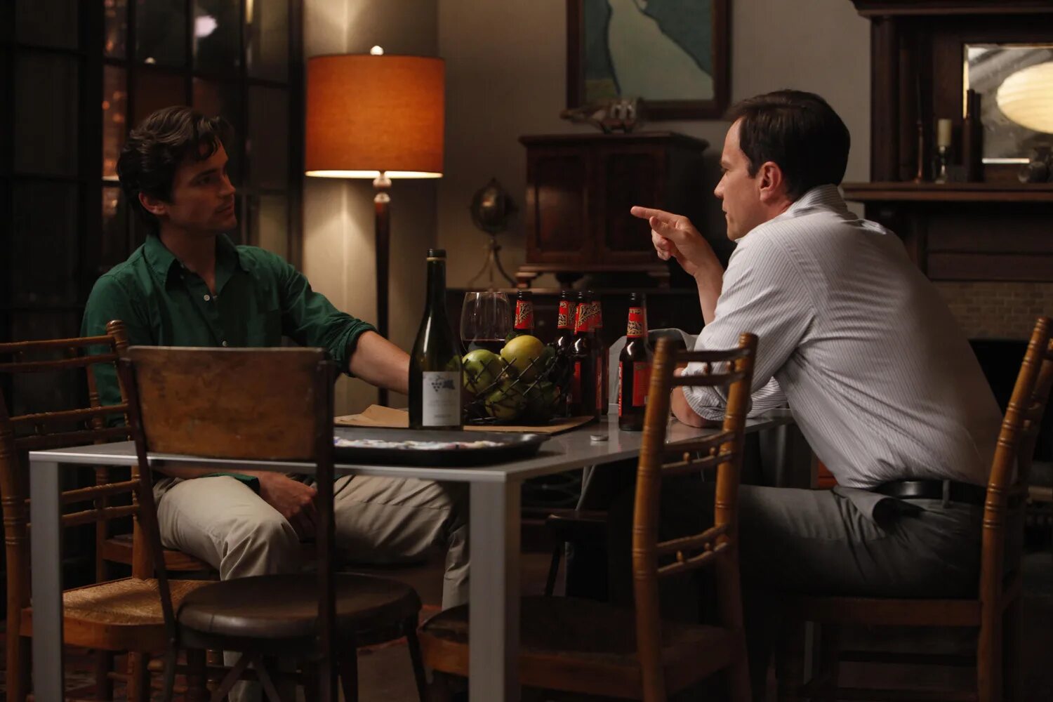 Тим дикей в друзьях. Белый воротничок 11. Мэтт бомер и тим дикей. Винсент адлер белый воротничок. Белый воротничок 11.