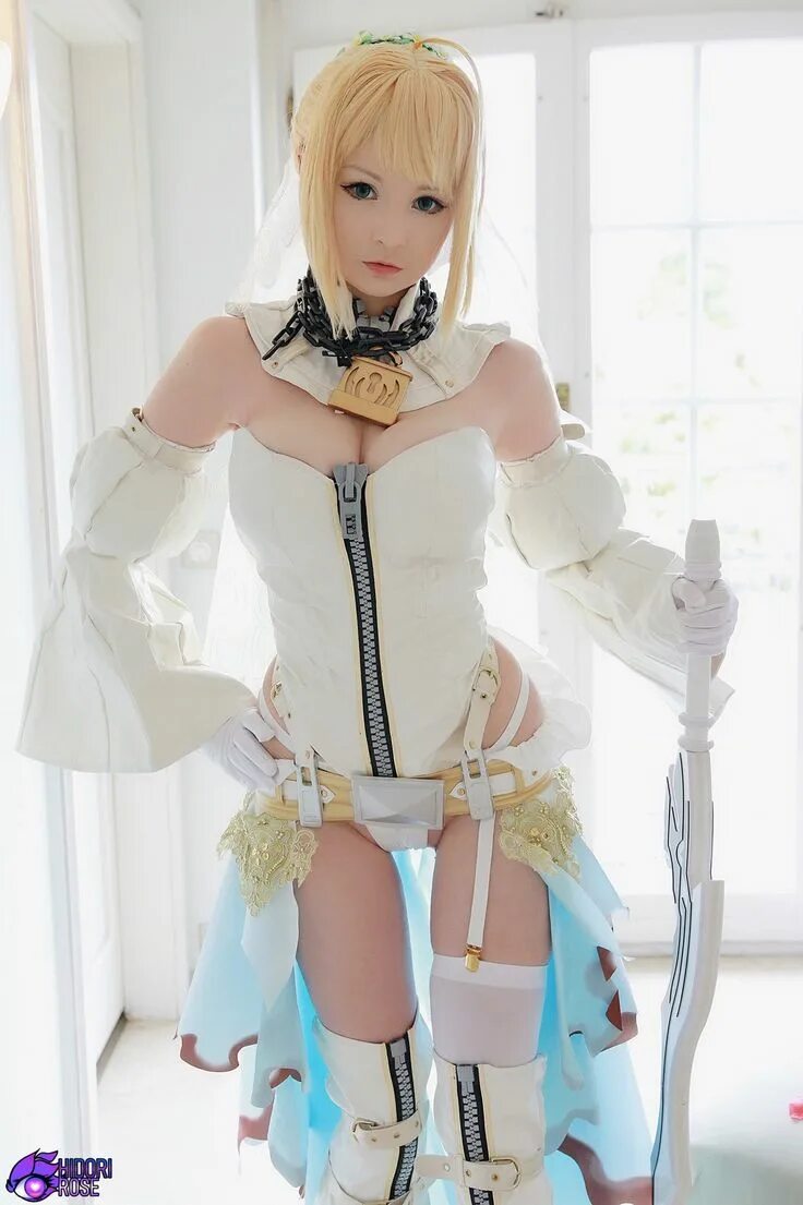 Hidori cosplay. Неро Фейт невеста косплей. Saber Nero Bride erocosplay. Bride Cosplay. Неро Фейт невеста косплей ступни.