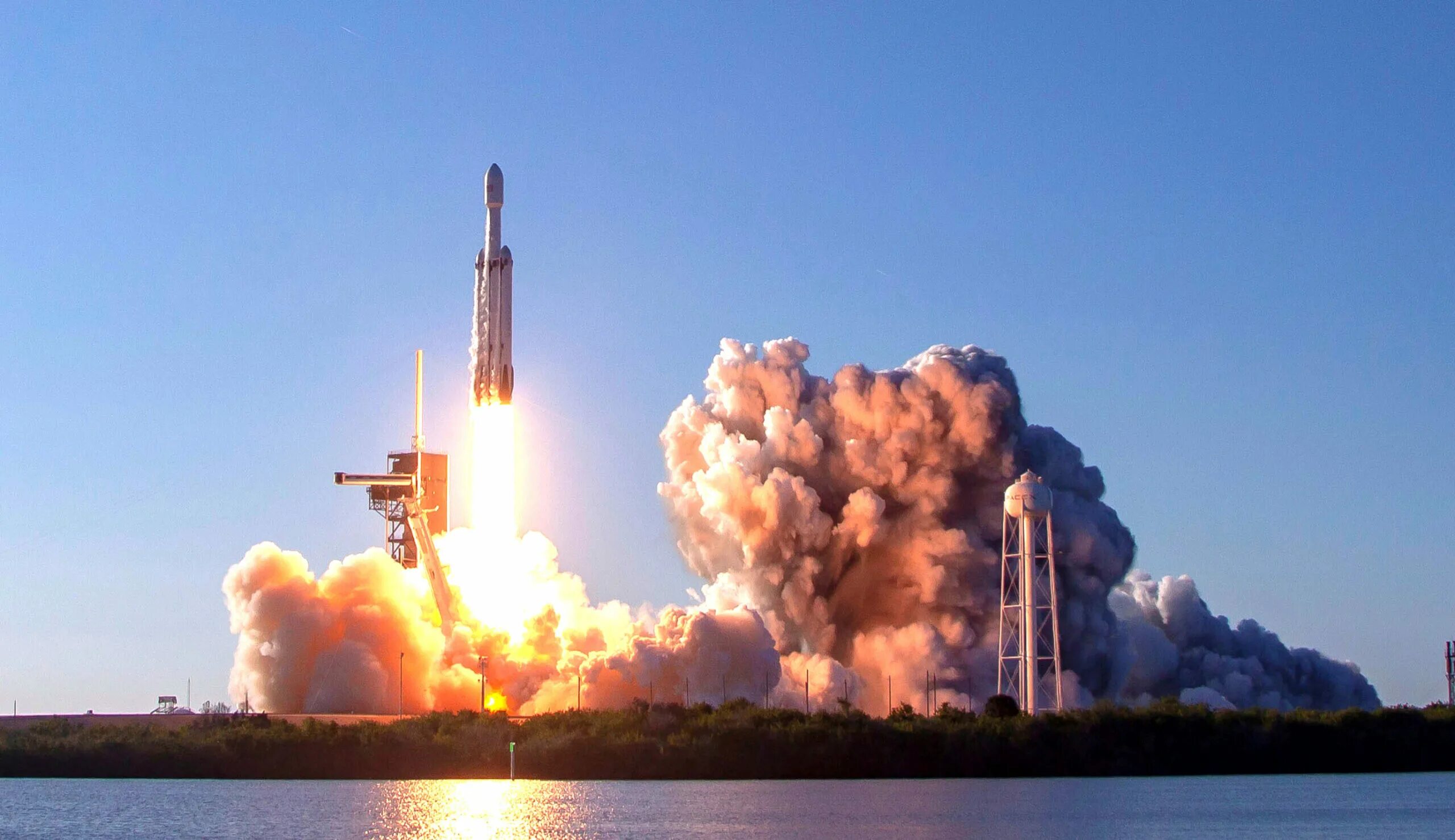Spaceship launch. Falcon heavy launch. ракета falcon heavy. ракета spacex. ракета spacex наса фалкон 9.