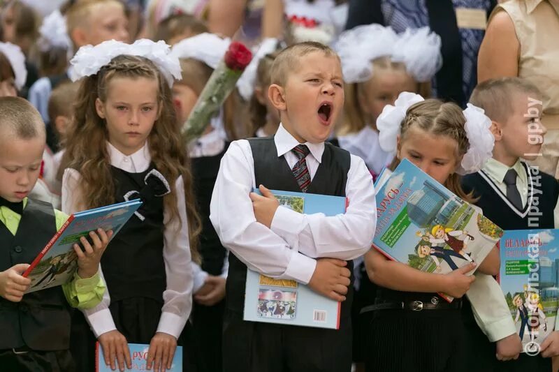 Сш 2 наровля. Наровля школа 1. Сш 4 поставы. Наровля 2 школа. Скидельская сш 2.