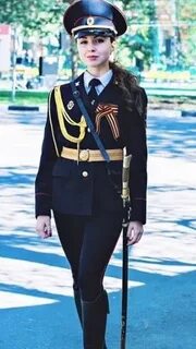 Офицерская поза