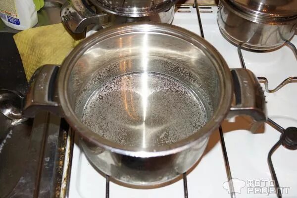 кипение воды. кипящая вода. кипение воды в кастрюле. как понять что вода вскипела.