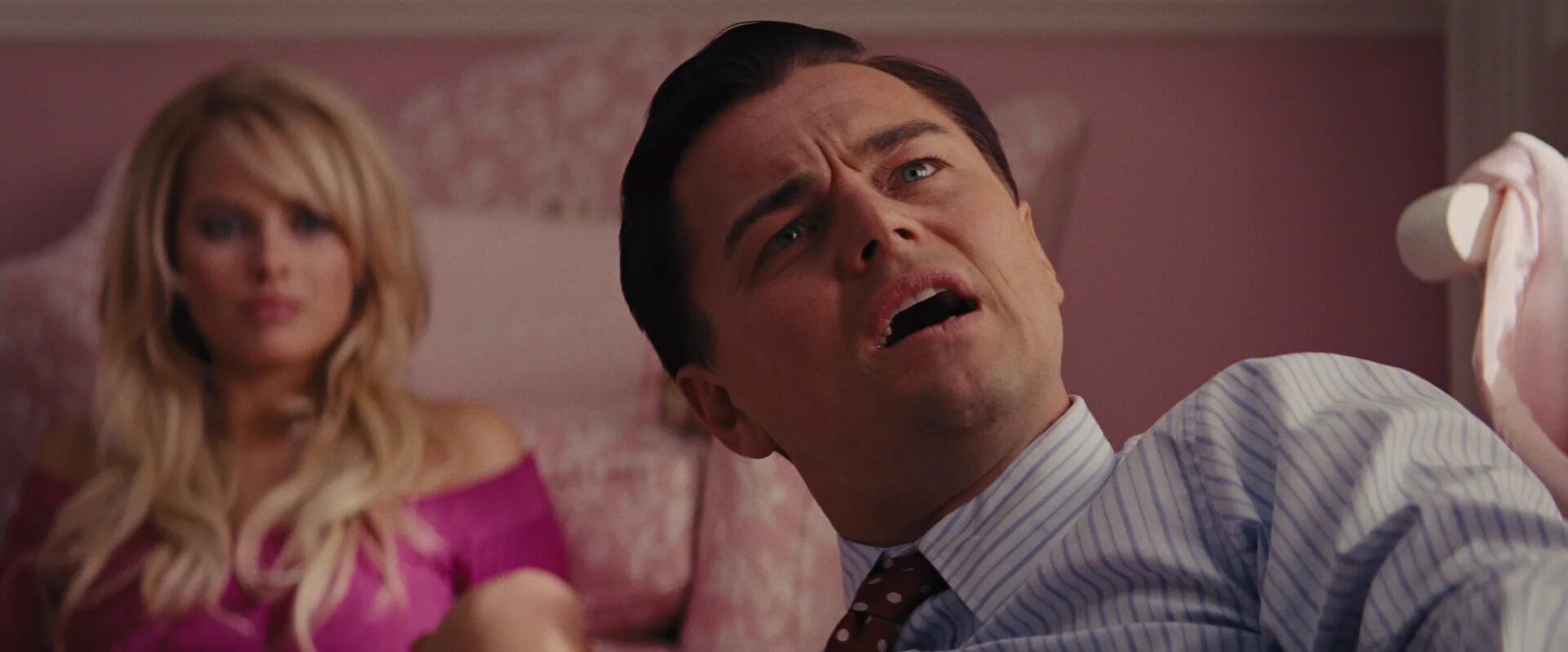 игра переодевалка для девочек. элизабет бэнкс в желтом платье. включи как девочки приходят. кикидо камиль кампус. кикидо сериал кампус.