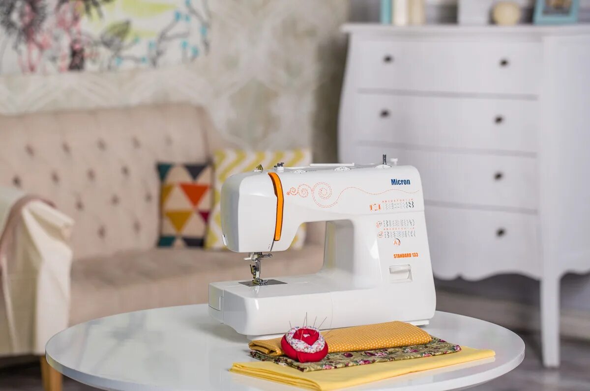 Швейная машинка микрон стандарт 112. Швейные машины "micron classic". Швейная машина микрон стл 025. Швейная машинка микрон. Micron retro j 23.