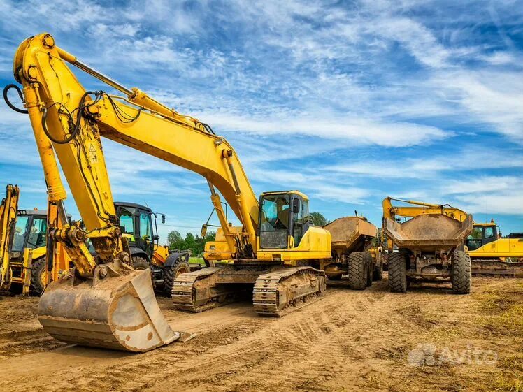 Первая строительная техника