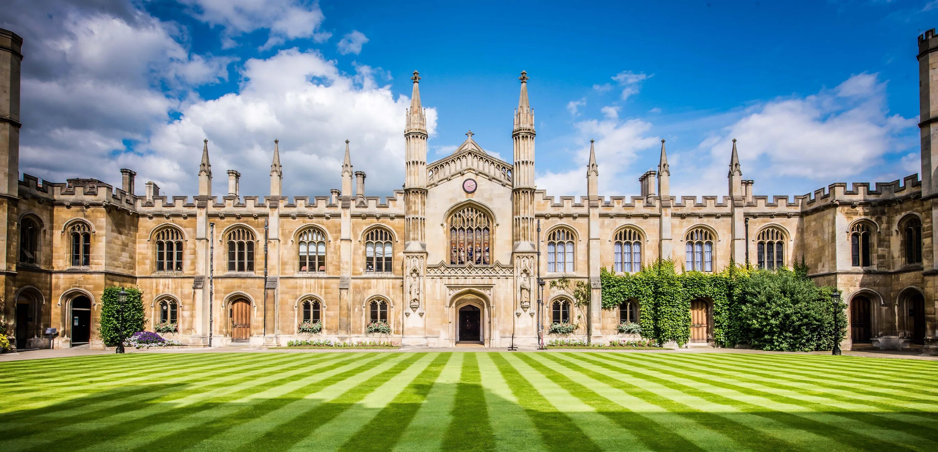 Oxford university town. Кембридж университет. Кембриджский, Оксфордский, университет Глазго.. Оксфордский университет и Кембриджский университет. Университет в Лондоне Кембридж.