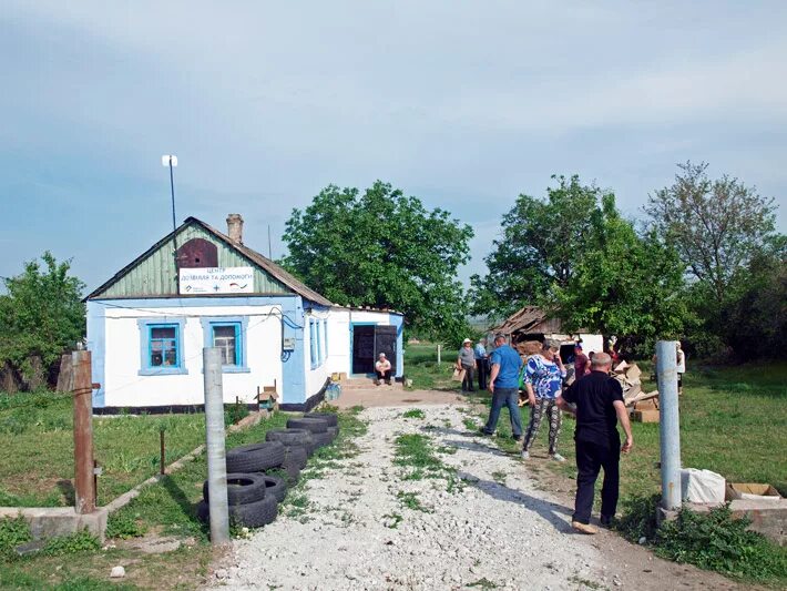 Николаевка донецкая область славянский район. Погода захарьевка донецкая. Пилипчатино донецкая область война. Захарьевка донецкая область. Захаровка изменена на захарьевку донецкая область.