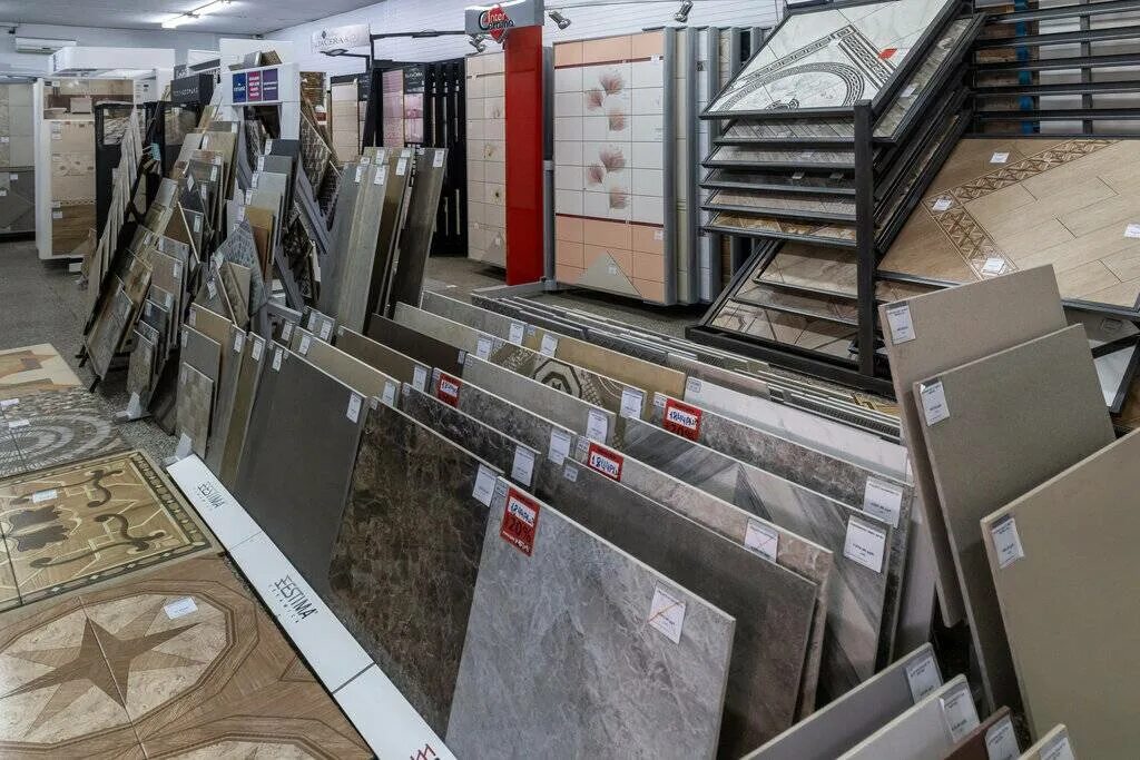 Плитка продается в упаковке по 6. Магазин плитки. ассортимент плитки. керамическая плитка ассортимент. склад керамогранита.