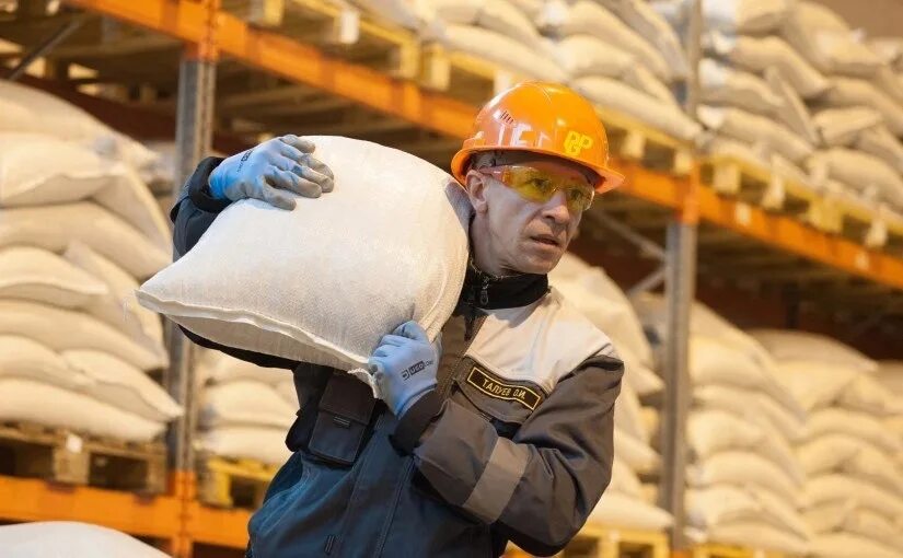 Требуются разнорабочие. Подсобный рабочий вахта. Смоленск вакансии разнорабочего. Приглашаем на работу разнорабочих. Разнорабочий подсобный рабочий.