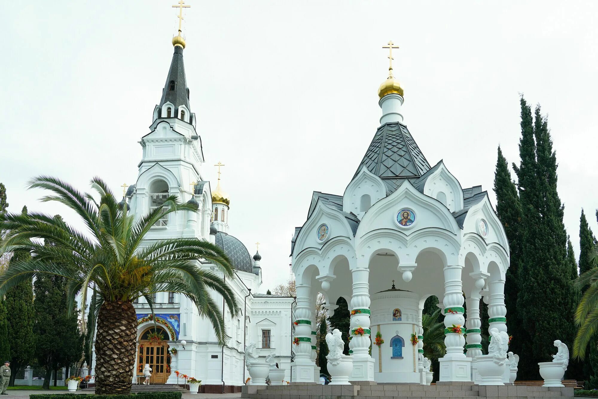 собор святого михаила архангела в сочи. собор святого архистратига архангела михаила сочи. собор михаила архангела адлер. г сочи соборы. собор михаила архангела (сочи).