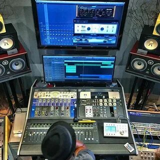 Double studio