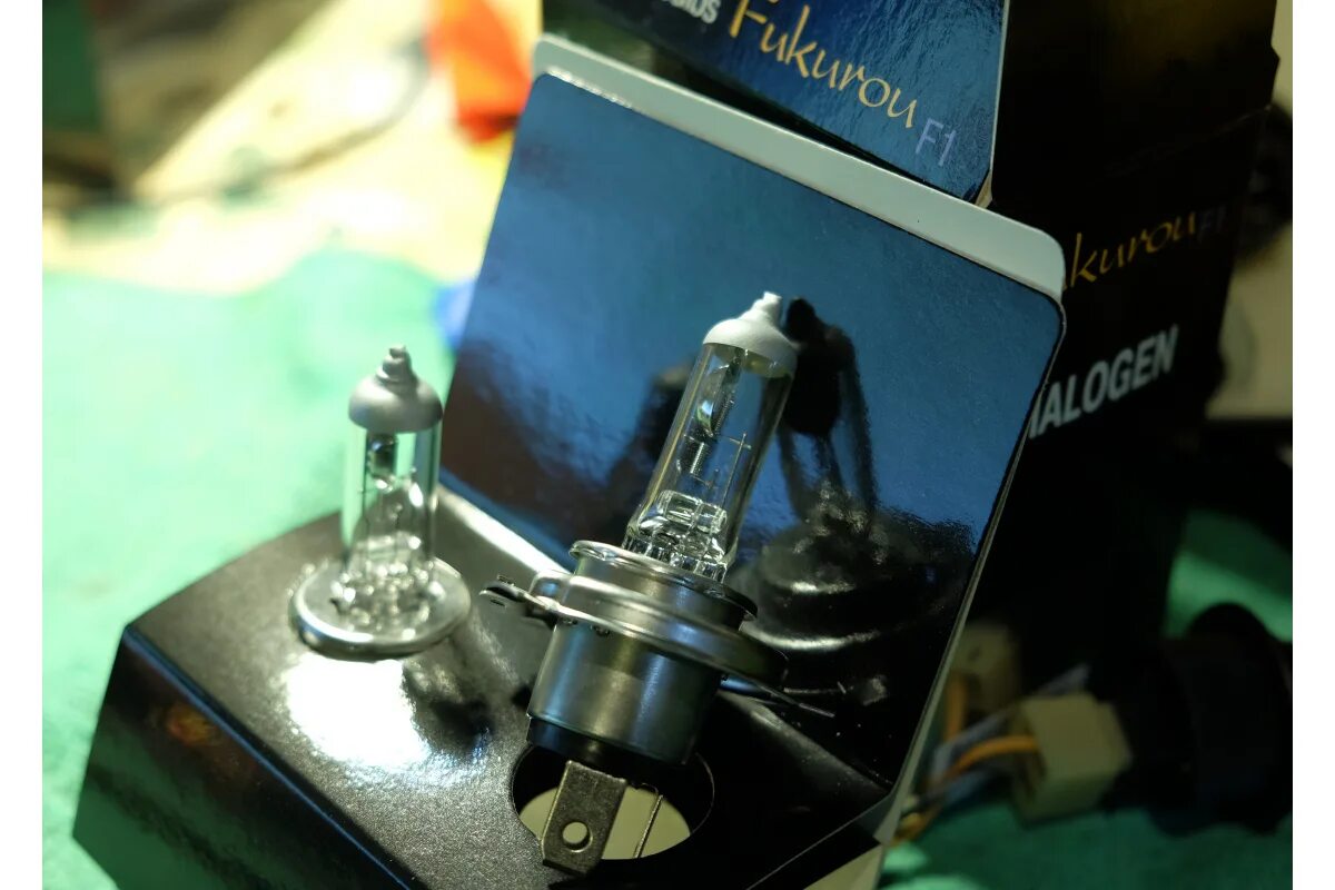 Лампы fukurou f1. Fukurou f1 h4 12v 60/55w 135/125w. Фукуру лампы н4. Фукуру лампы н4. Фукуру лампы н4.