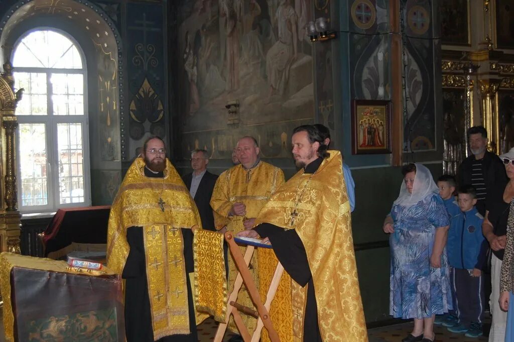 Храм в Орудьево Дмитровского района. Село Орудьево Покровский храм. Настоятель храма Покрова Пресвятой Богородицы в Измайлово. Погода в дмитровском районе в орудьево