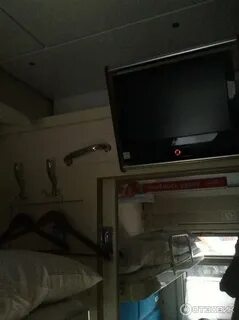 Телевизор в купе поезда