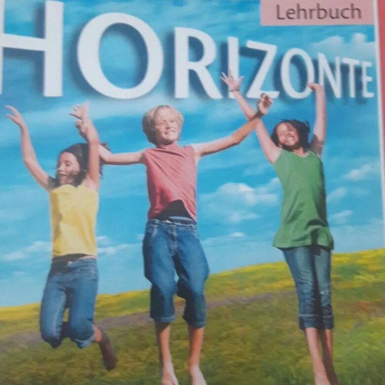 Горизонты 6 класс читать. Учебник немецкого языка. Немецкий 6 класс горизонты. Учебник немецкого языка горизонты. Немецкий язык Аверин 5 класс ФГОС.