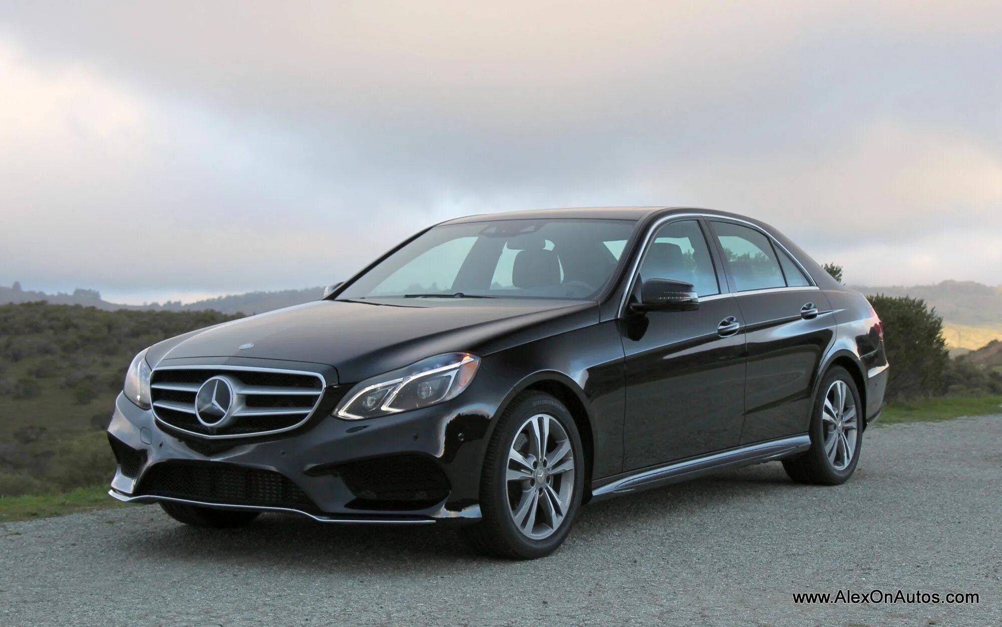 Mercedes e250. Мерседес Бенц е250. Mercedes e250 2015. Mercedes e class 250. Мерседес е250 седан.