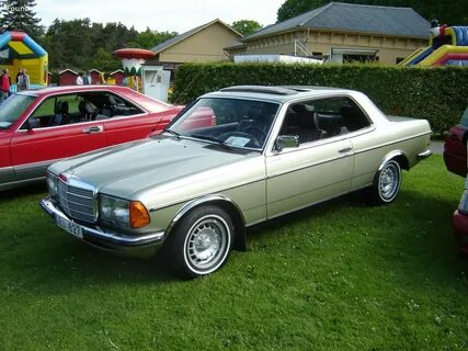 Mercedes 230