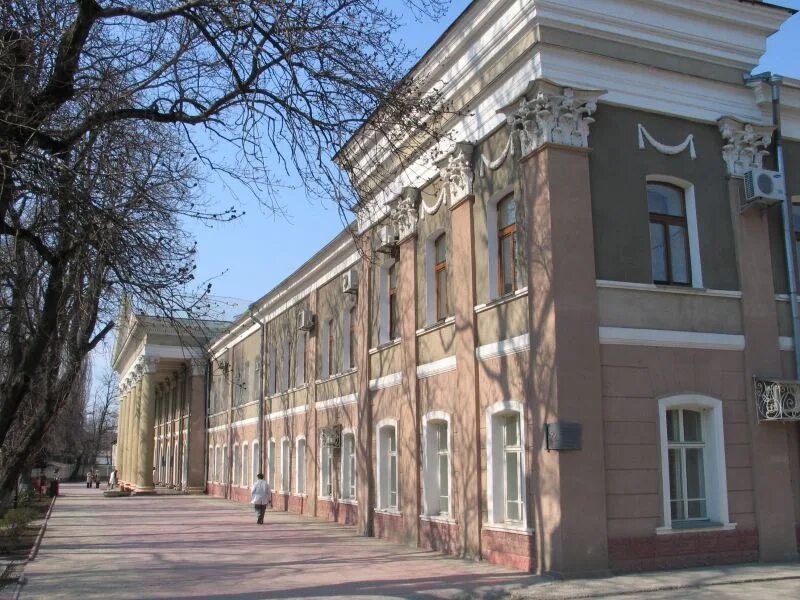 И. Симферополь медицинская академия вернадского. И. Сайт медицинской академии им георгиевского. Дом культуры медицинской академии симферополь.