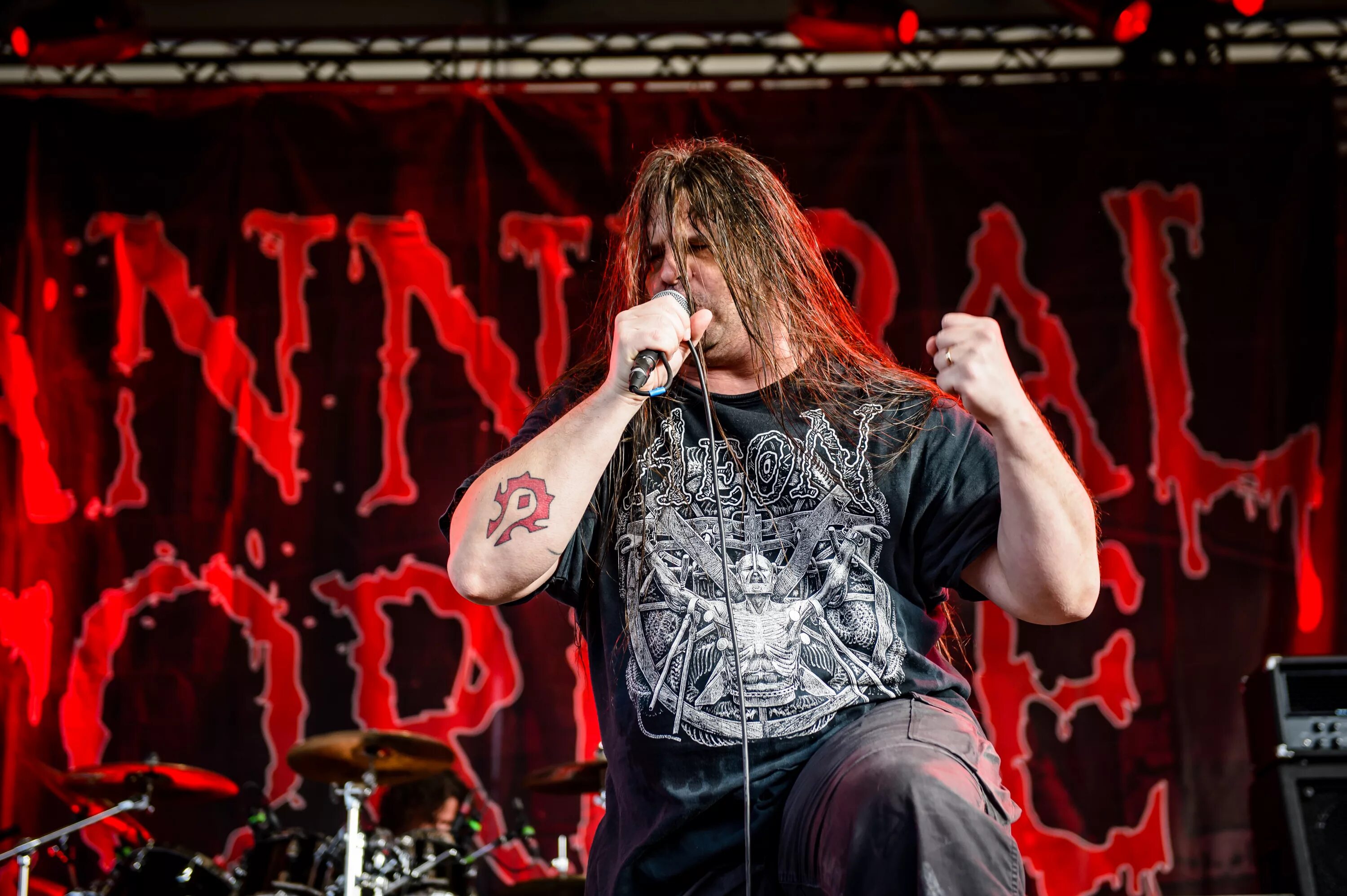 Cannibal corpse песни. Джордж Фишер. Джордж «Corpsegrinder» Фишер.