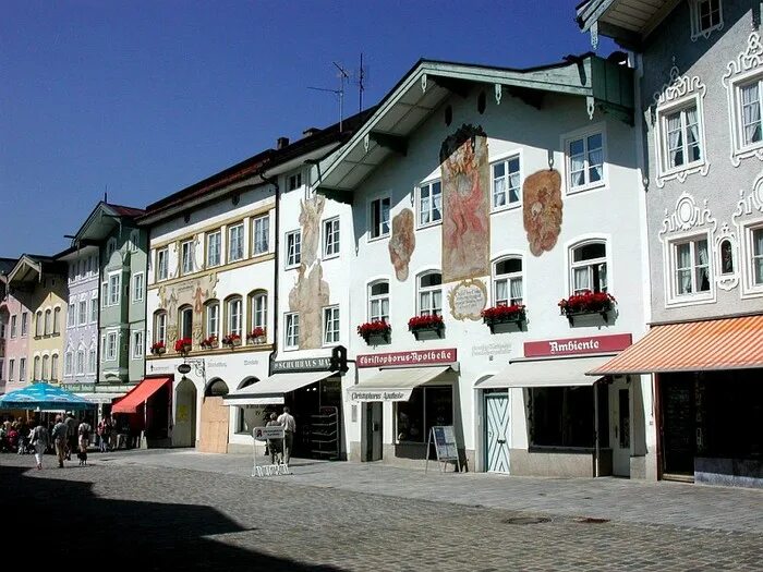 Фасад ратуши бад лангензальца. Город бад кройцнах германия. Город бад кройцнах германия. Бад-хомбург германия. Бад-кройцнах (рейнланд-пфальц).