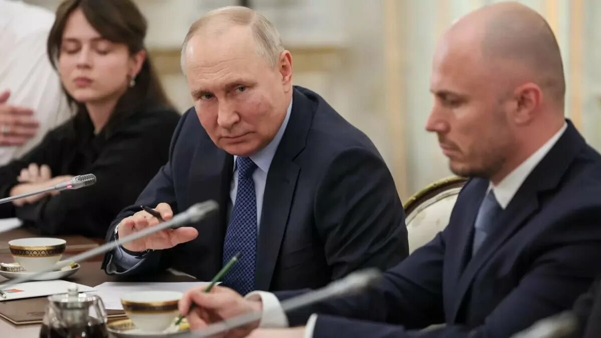 Подготовка к иностранных вузах. Встреча с военным корреспондентом. Встреча с военным корреспондентом. Любимым мужчинам при мобилизации. Пегов на встрече с путиным.