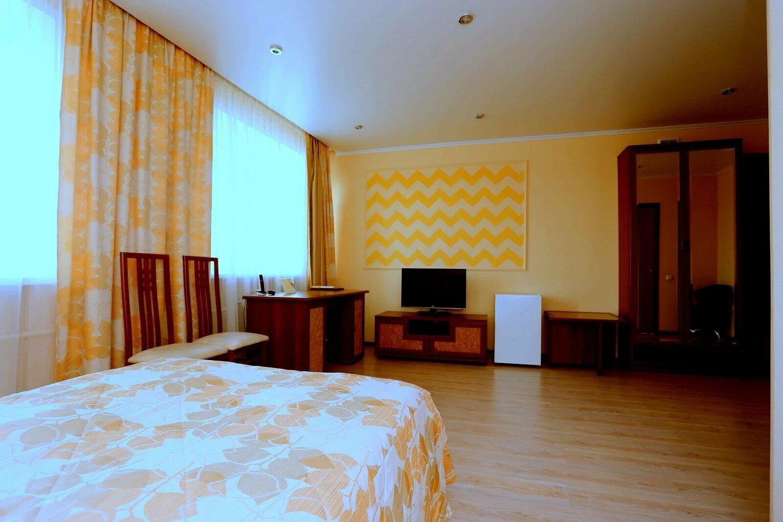 снять номер в чите. гостиница аэропорт чита. отель аркадия чита. гостиницы читы. матвеева 38 гостиница унисон.