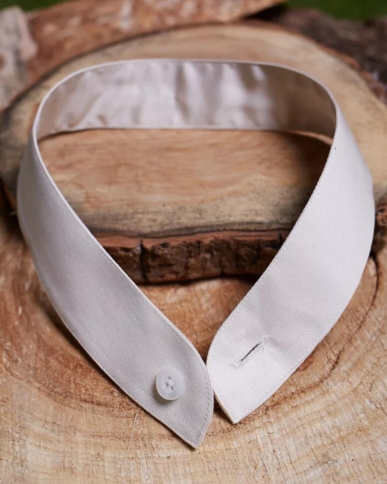 Съемный воротник рубашечный. Манжеты от рубашки. Голубая рубашка с белым воротником и манжетами мужская. Рубашечный воротник. Рубашечный воротник.