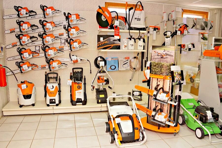 Магазин штиль Апатиты. Stihl Великий Новгород. Магазин штиль Земетчино. Козлы штиль витрина.