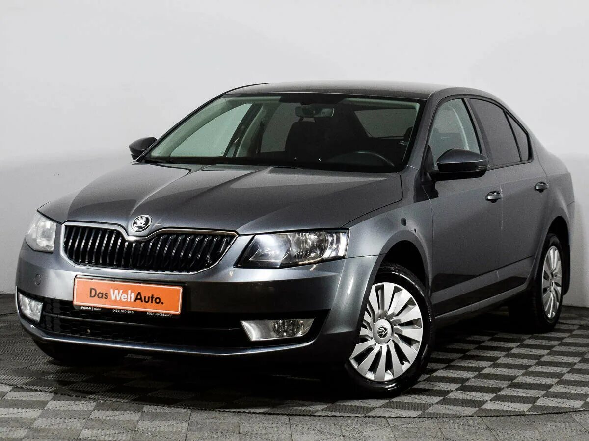 Купить шкоду октавию москве бу. Skoda Octavia 2016 1.6.