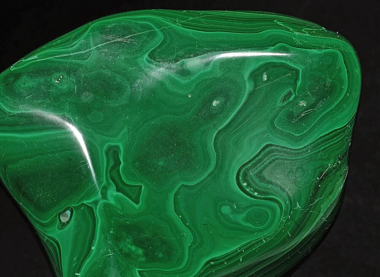 Изумрудный малахит. Мрамор зеленый малахит. Малахит паттерн. Бирюза мрамор малахит. Малахит зеленый цвет.