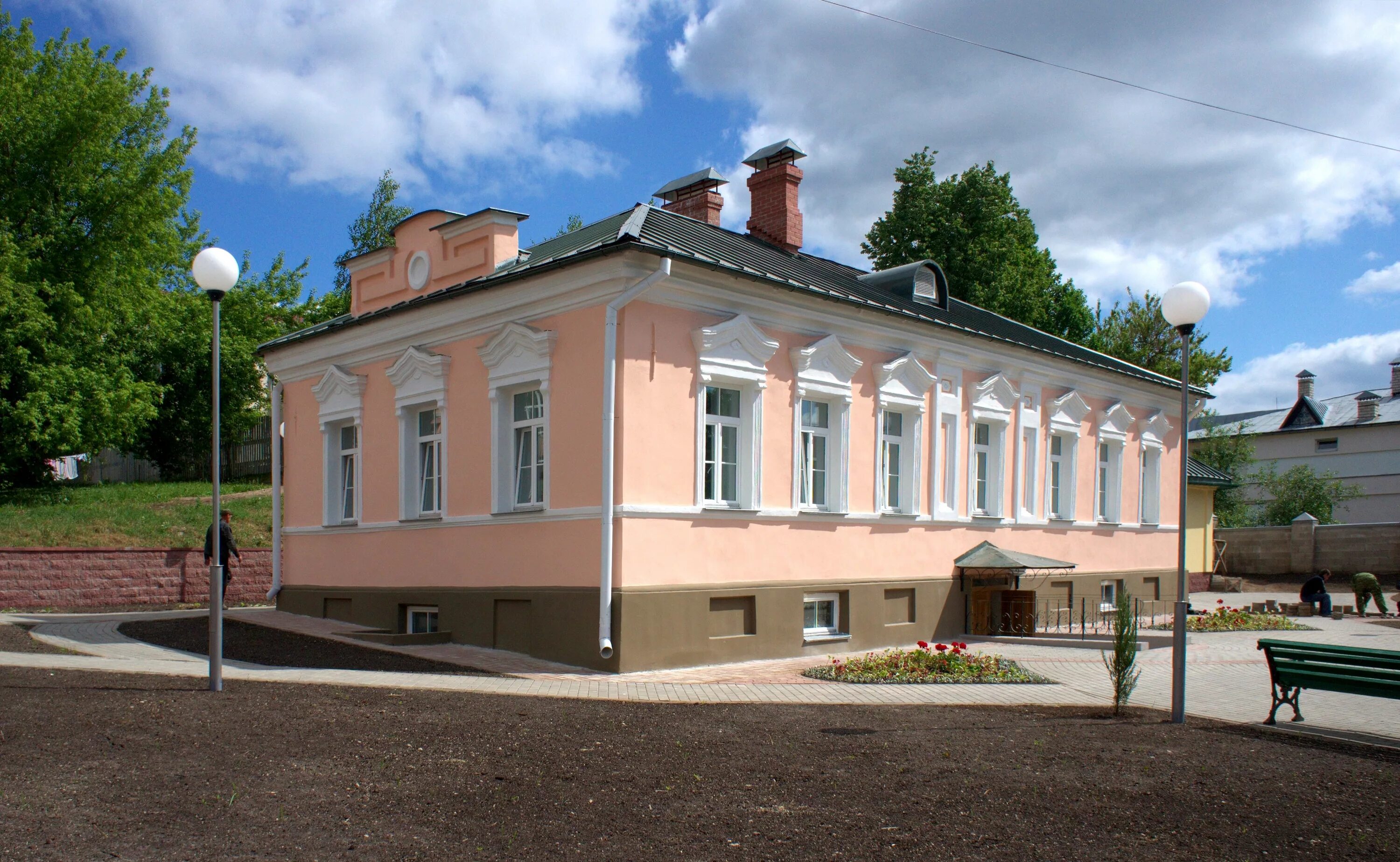 Дом полоцк. Домик петра в полоцке. дом петра 1 полоцк. домик петра первого в полоцке. полоцкий музей заповедник.