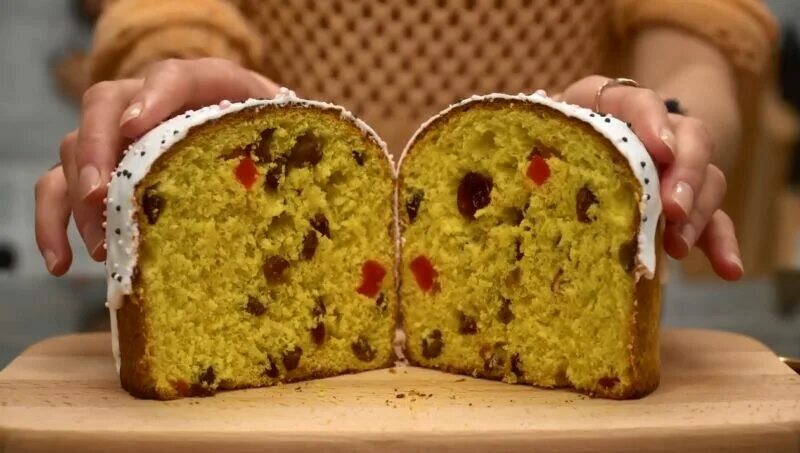 Кулинария с таней кулич. Кулич в разрезе. сдобный кулич. творожный кулич в разрезе. кулинарим с таней куличи.