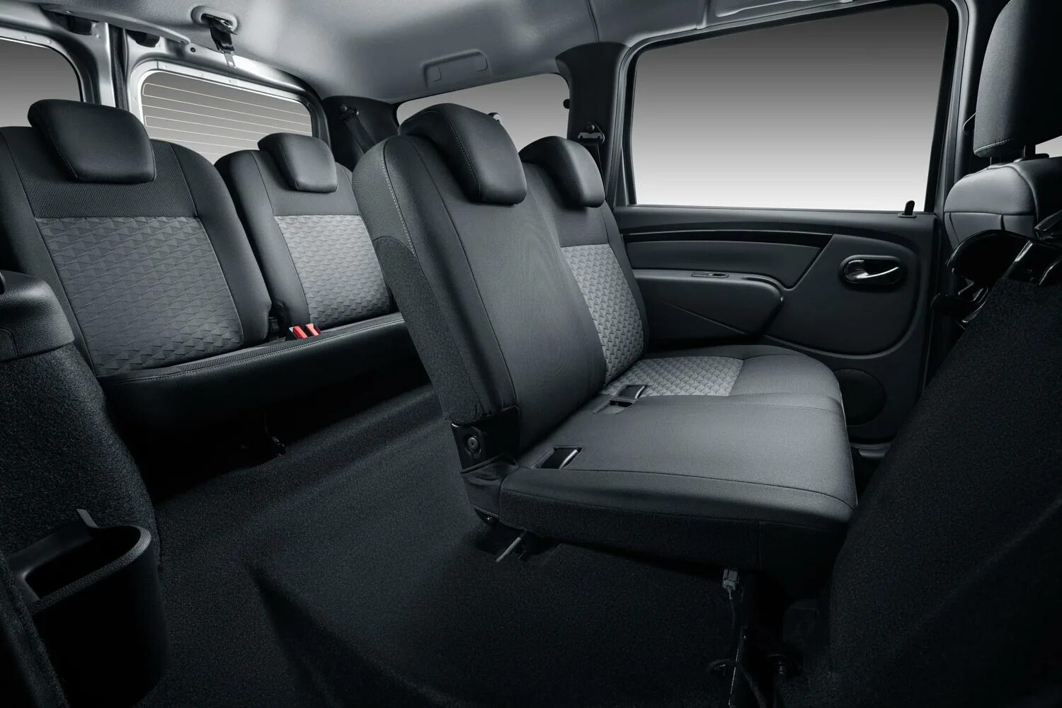 Mitsubishi outlander 7 местный. Ситроен с4 пикассо 7 местный. Мерседес виано 7 мест. Ситроен с4 гранд пикассо салон. 7 мест обзор.