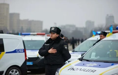 Полиция душит