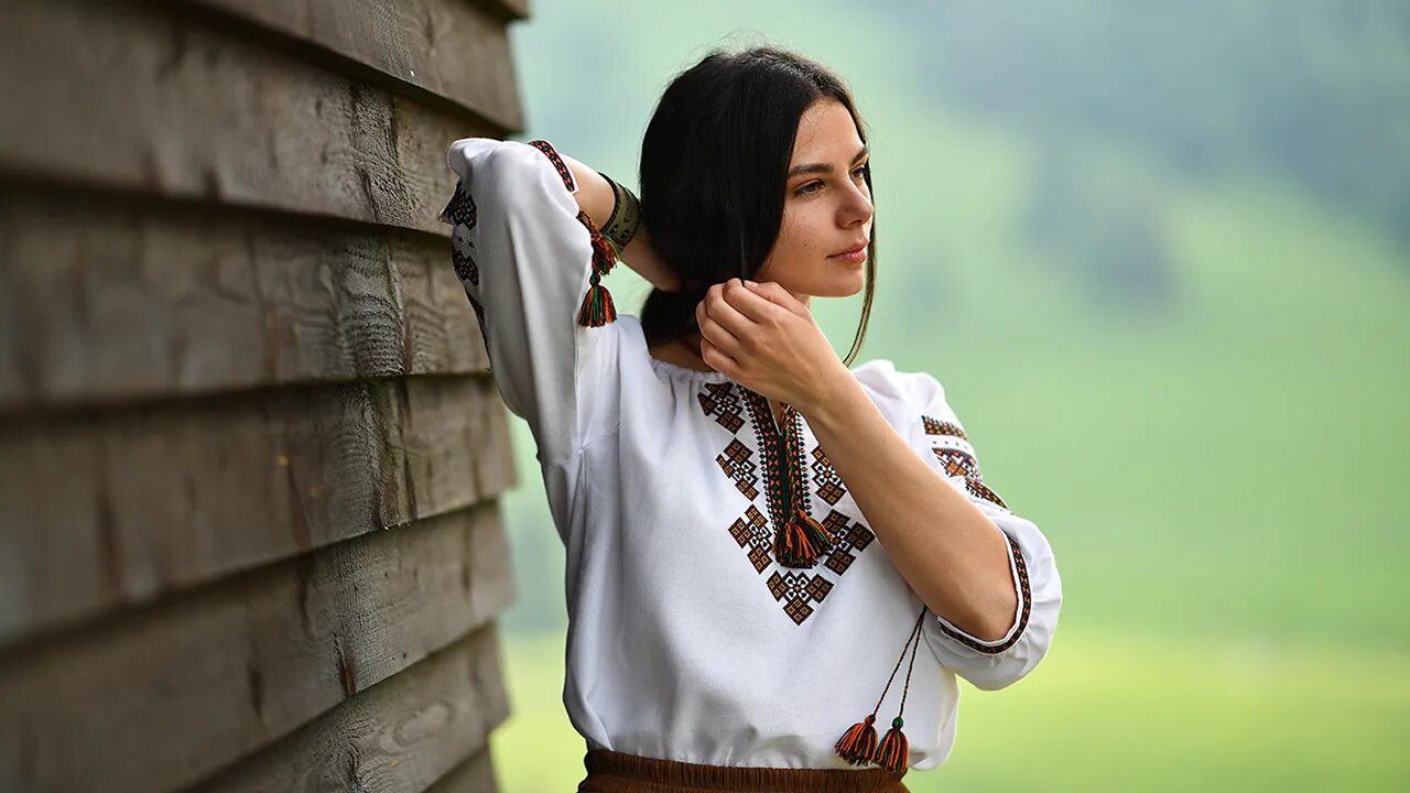 Румыния гражданство по корням. Румыния гражданство по корням. Румынские корни. Румынские корни. Румынские корни.