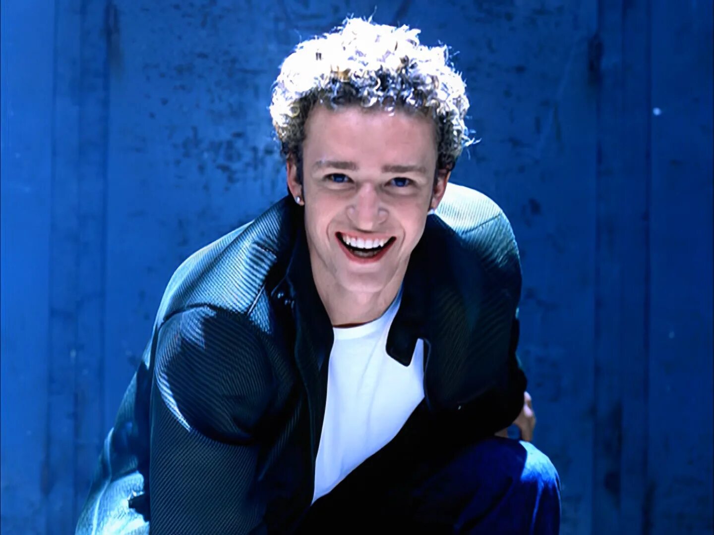 Sleepwalker bye bye. Джастин тимберлейк nsync. тимберлейк 2000 нсинг. nsync bye bye. джастин тимберлейк нсинк bye bye bye.