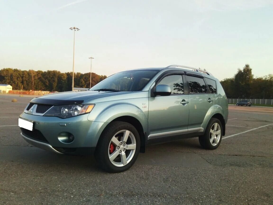 Mitsubishi outlander xl 3.0. Аутлендер XL 2008. Outlander XL 2008. Mitsubishi Outlander XL 2008.