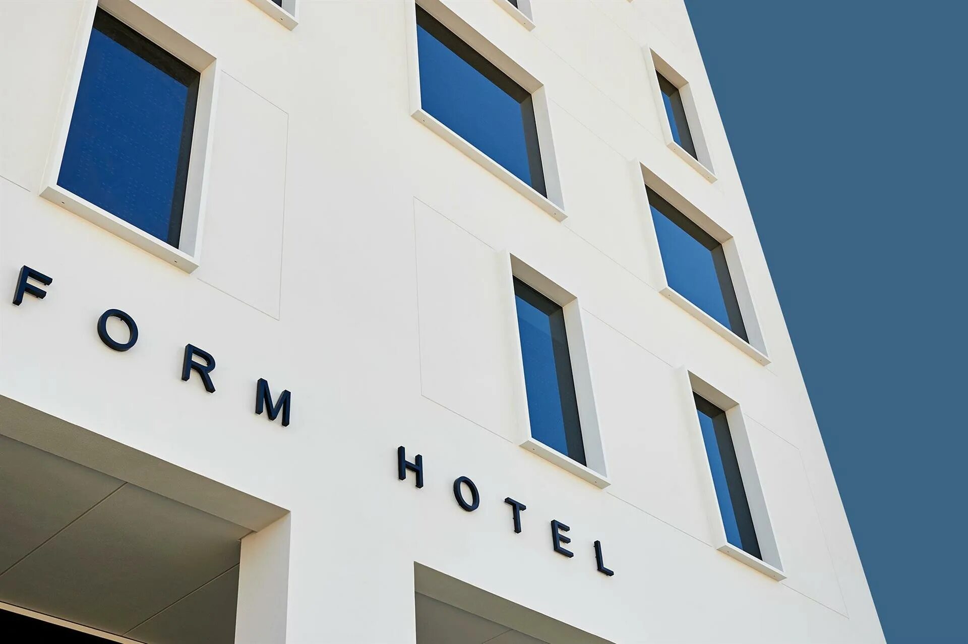 Hotel forms. Form Hotel Dubai отель. Form Hotel Dubai 4*. Form Hotel Dubai, Dubai, a member of Design Hotels. ОАЭ Аль Джадаф form Hotel, a member of Design Hotels 4 ****.