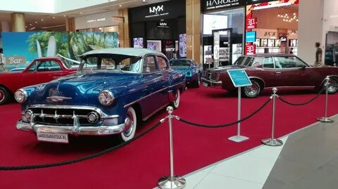Выставка автомобилей в петербурге