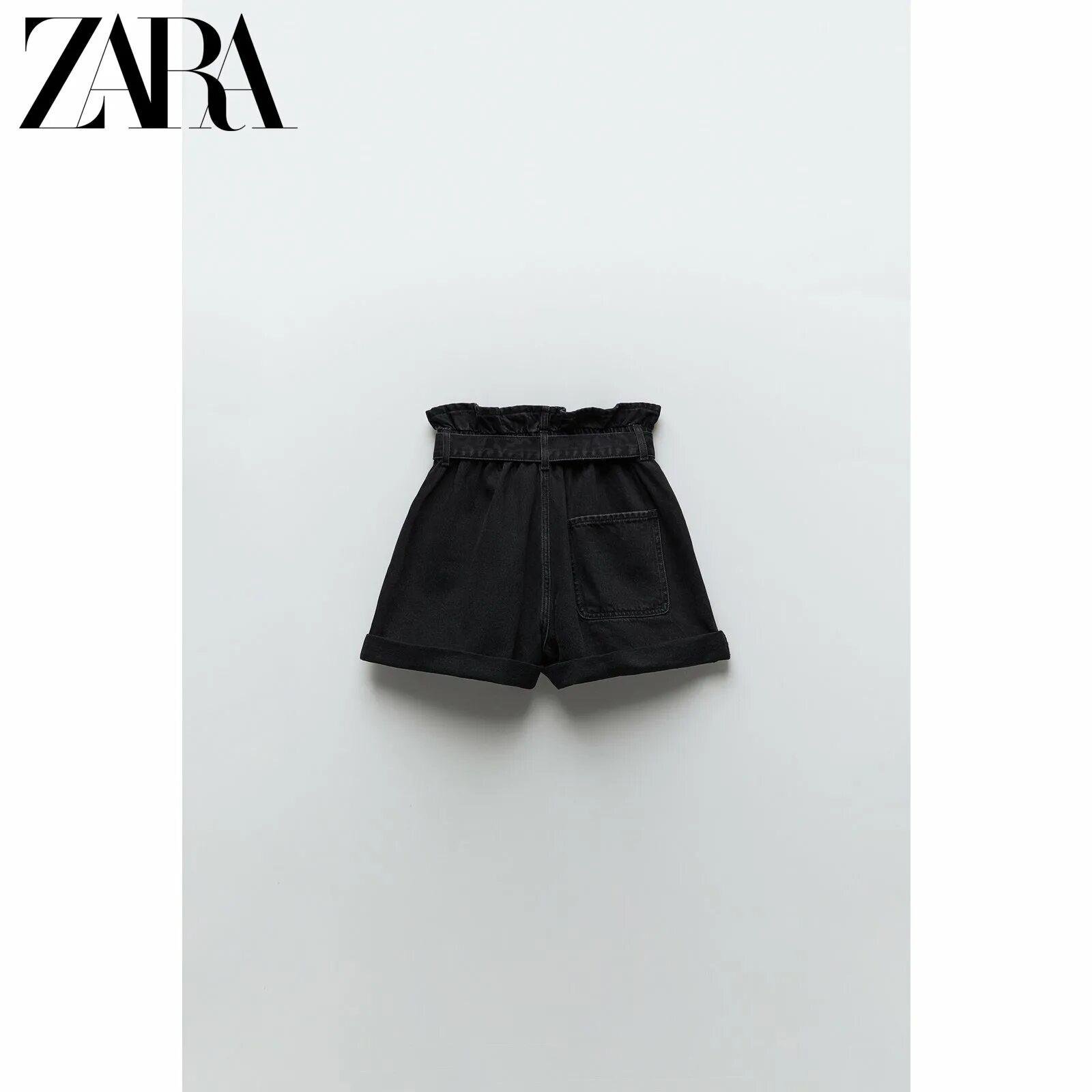 Zara шорты. Шорты Zara Paperbag Bermuda shorts. Шорты бермуды Zara женские. Zara 3355236330 шорты. Шорты бермуды Zara женские черные.